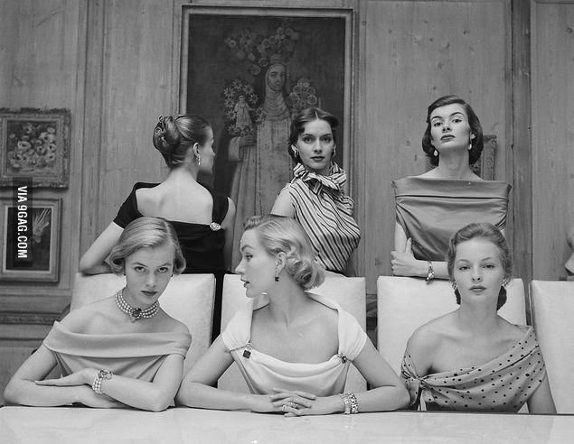 Stunning-1950s-necklines.jpg