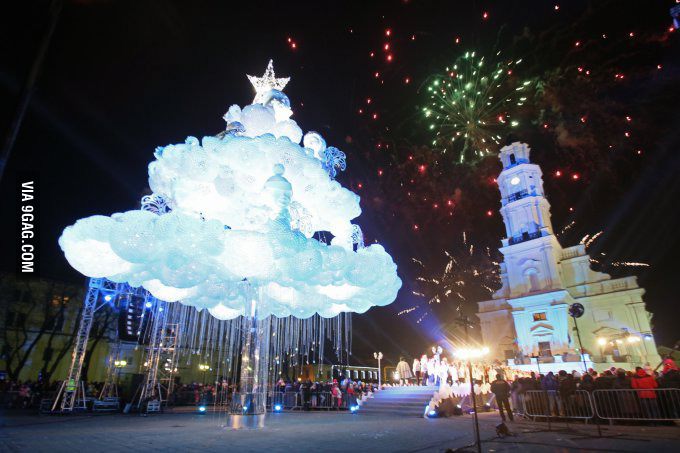 Christmas-tree-in-Kaunas-Lithuania-looks-like-a-cloud.jpg