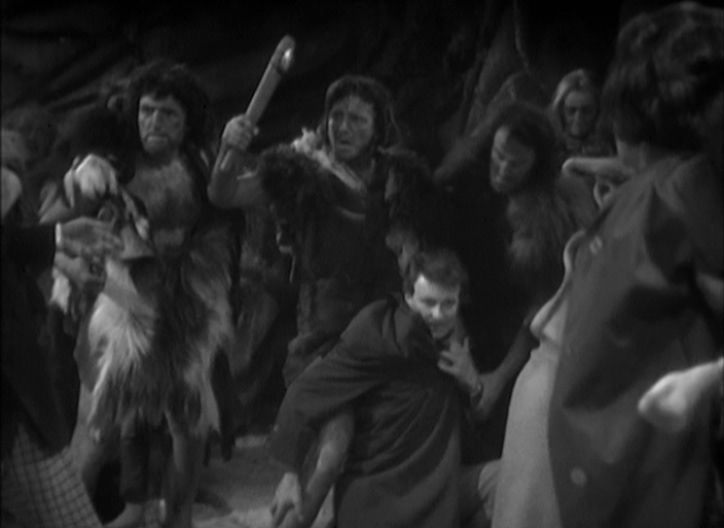 Doctor Who - S01E01 (001) - An Unearthly Child (2) - The Cave of Skulls.avi_20151210_181030.484.jpg