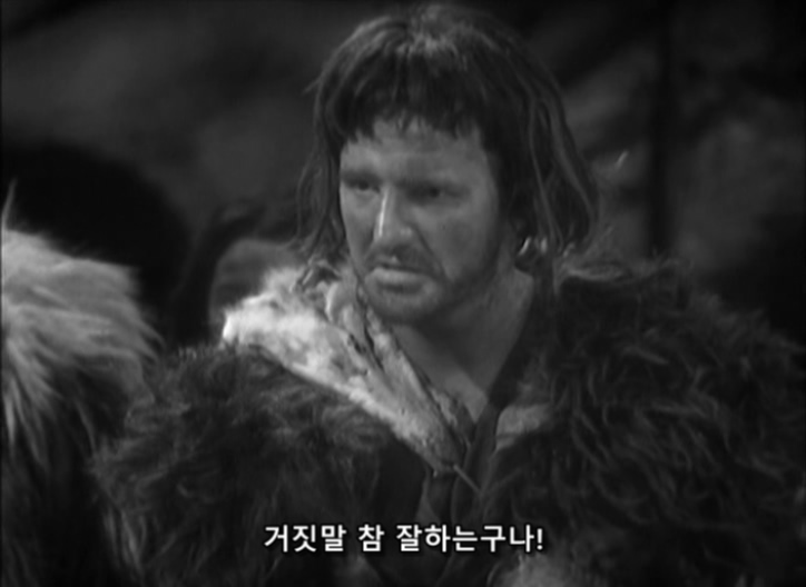 Doctor Who - S01E01 (001) - An Unearthly Child (2) - The Cave of Skulls.avi_20151210_180728.578.jpg