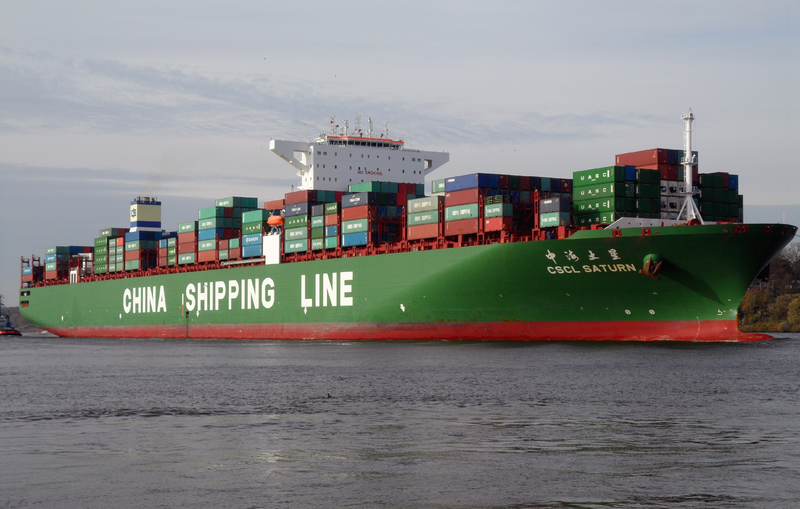 Container_ship_CSCL_Saturn_in_approach,_Port_of_Hamburg_-_November_2013.png