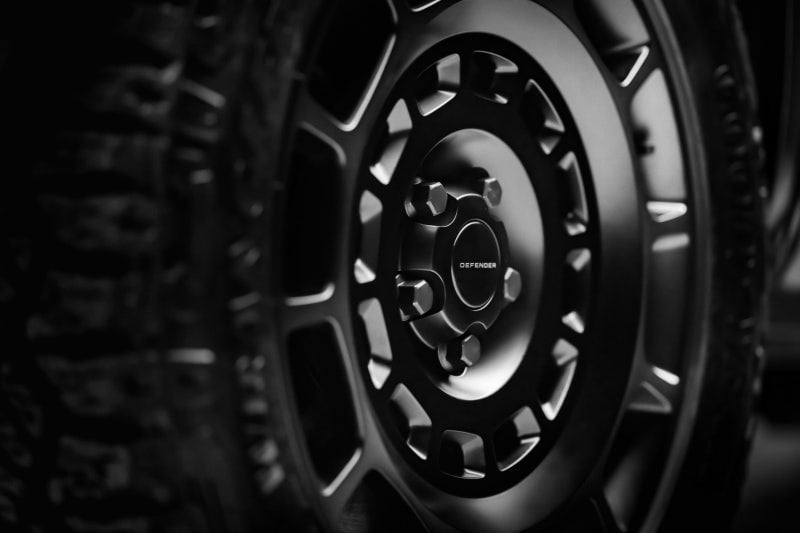 DEF_26MY_OCTA_BLACK_040725_17.jpg