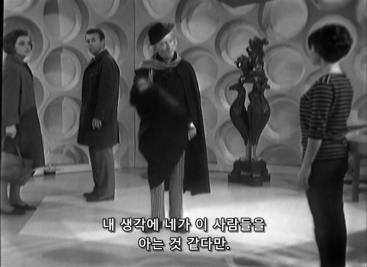 Doctor Who - S01E01 (001) - An Unearthly Child (1) - An Unearthly Child.avi_20151209_113628.781.jpg
