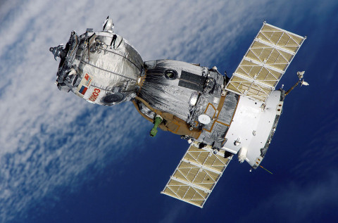 수정됨_1024px-Soyuz_TMA-7_spacecraft2edit1.jpg