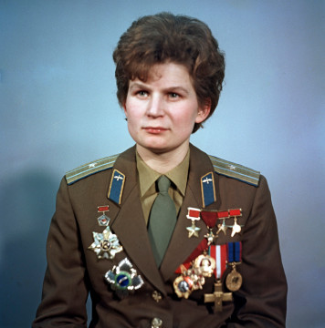 수정됨_Valentina_Tereshkova.jpg