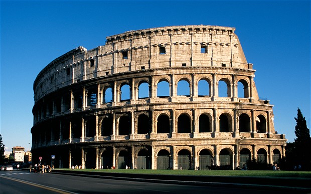 Colosseum_2412363b.jpg