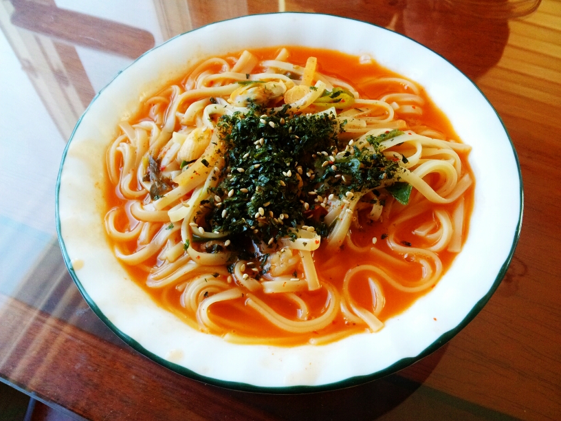 오늘의 국수 : 바지락 김치 칼국수 - DogDrip.Net 개드립