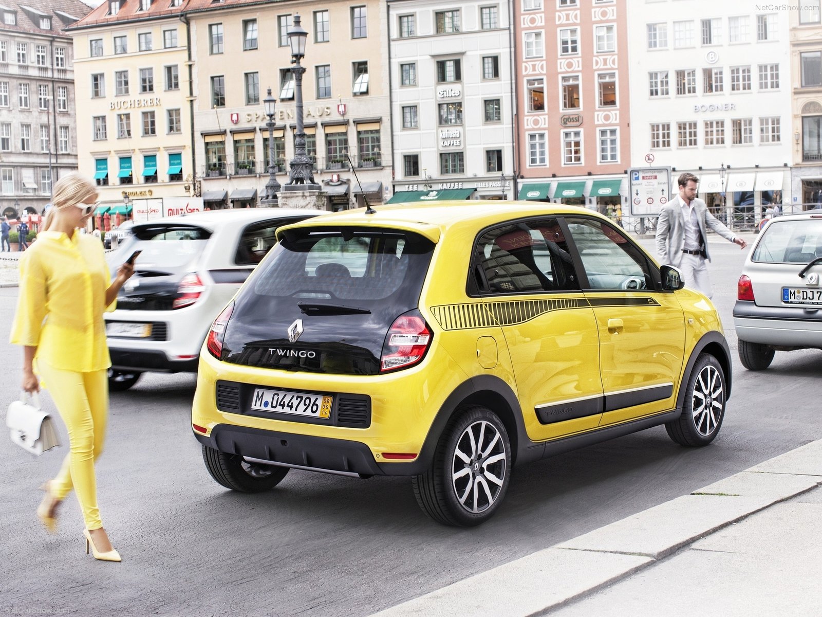 Renault-Twingo_2015_1600x1200_wallpaper_21.jpg
